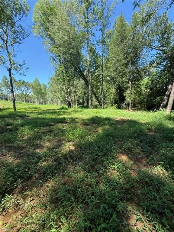 2633 Sprouse Road Boonville, NC 27011