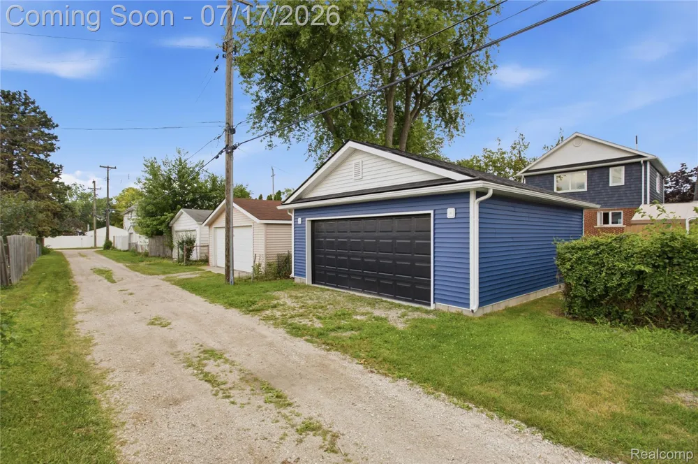 1058 Mollno Street Wyandotte City, MI 48192