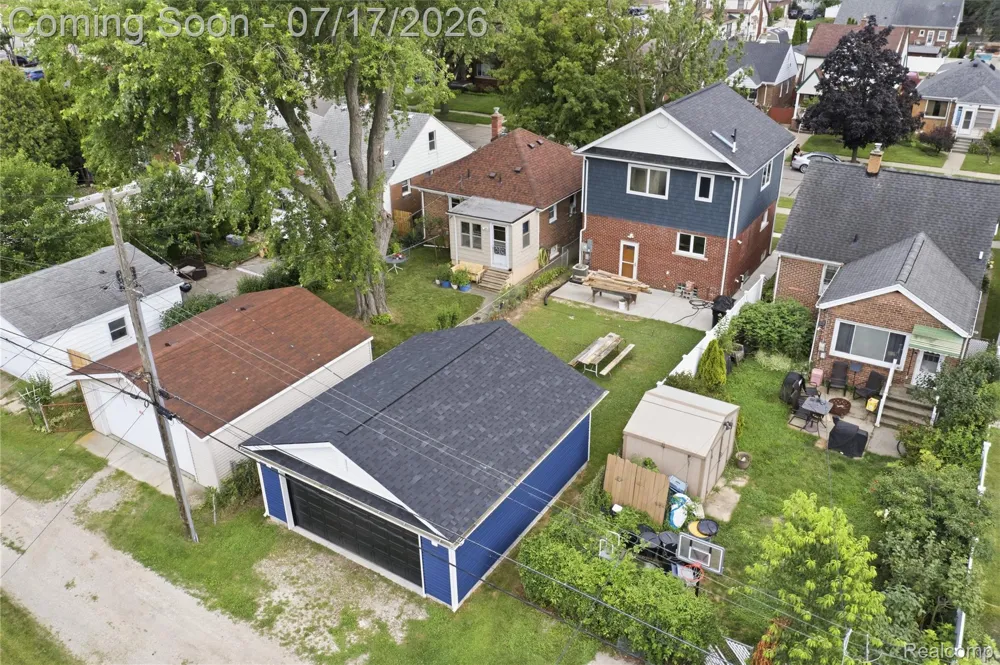 1058 Mollno Street Wyandotte City, MI 48192