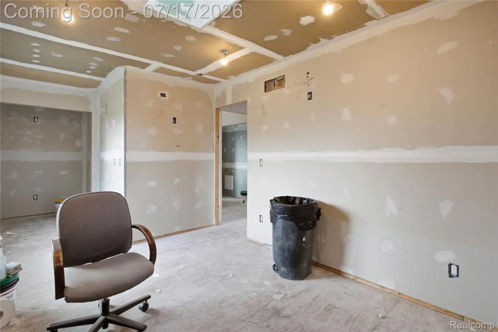 1058 Mollno Street Wyandotte City, MI 48192