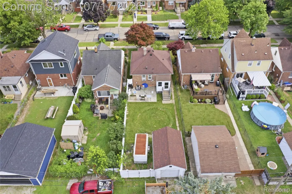 1070 Mollno Street Wyandotte City, MI 48192