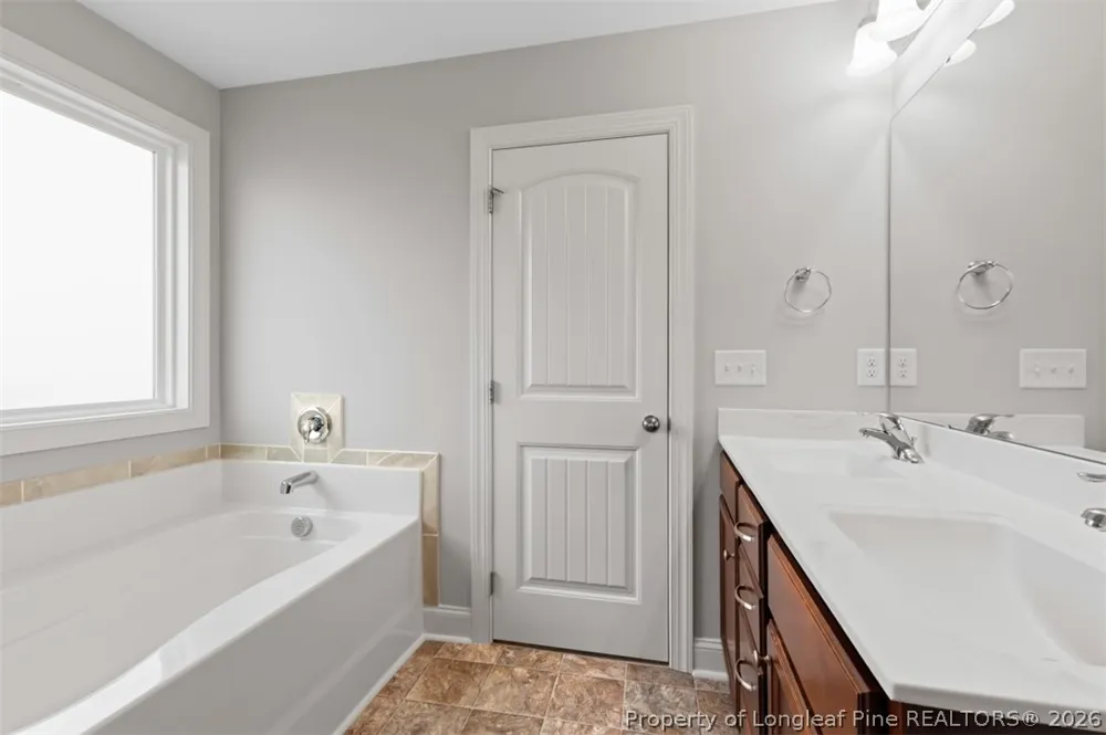 14 Wildlife Bridge Court Spring Lake, NC 28390