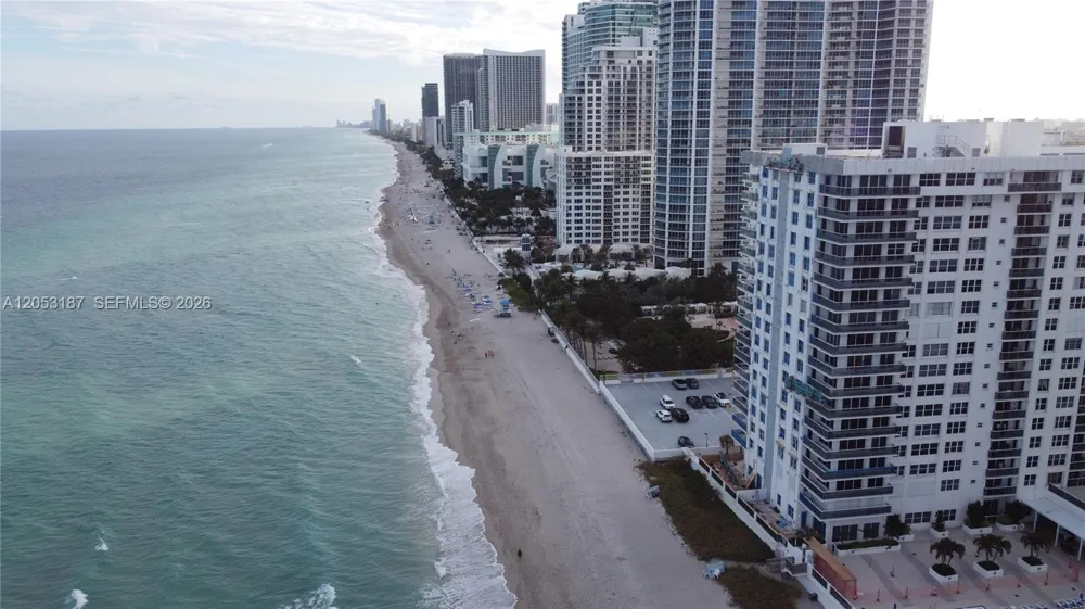 2751 S Ocean Dr #1106S Hollywood, FL 33019