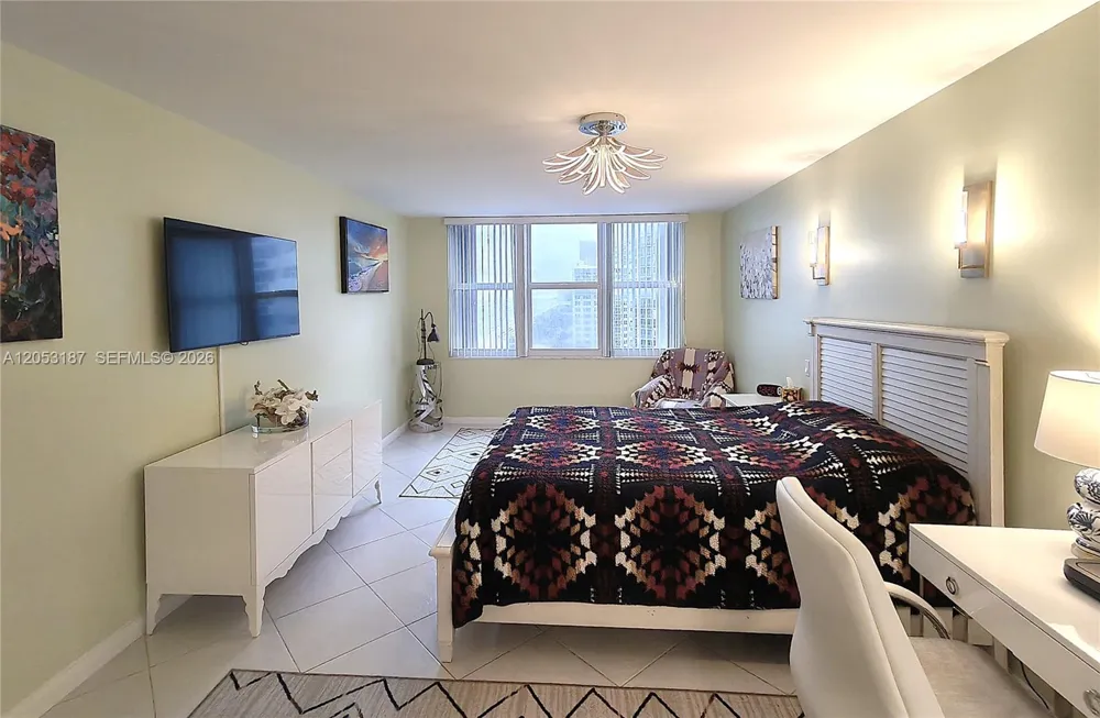 2751 S Ocean Dr #1106S Hollywood, FL 33019