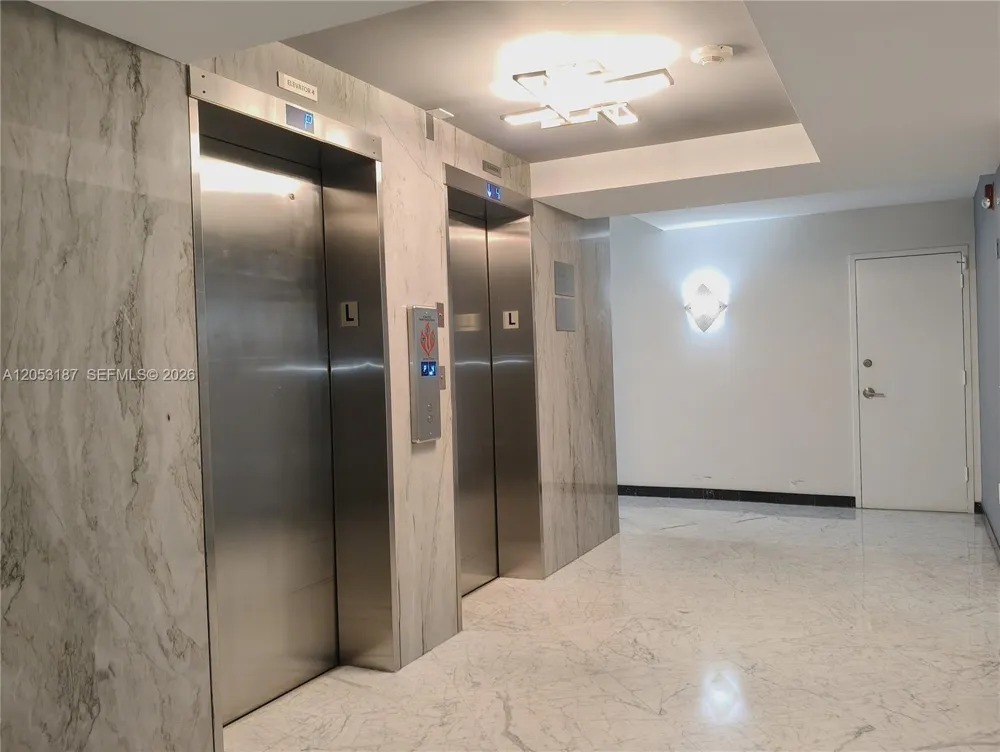 2751 S Ocean Dr #1106S Hollywood, FL 33019