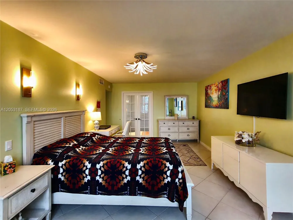 2751 S Ocean Dr #1106S Hollywood, FL 33019