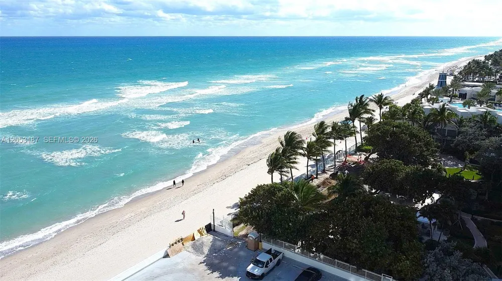 2751 S Ocean Dr #1106S Hollywood, FL 33019