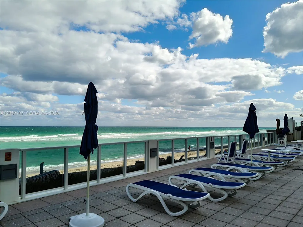 2751 S Ocean Dr #1106S Hollywood, FL 33019