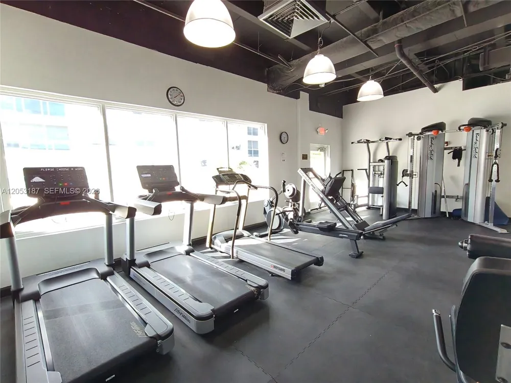 2751 S Ocean Dr #1106S Hollywood, FL 33019
