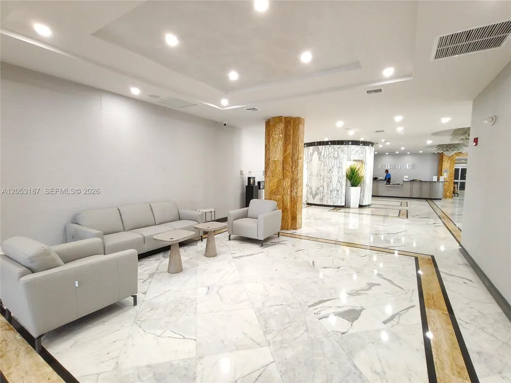 2751 S Ocean Dr #1106S Hollywood, FL 33019