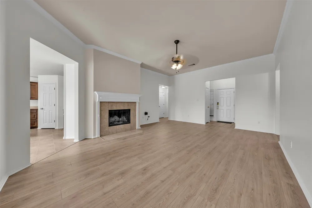 737 E Sheila Circle Joshua, TX 76058