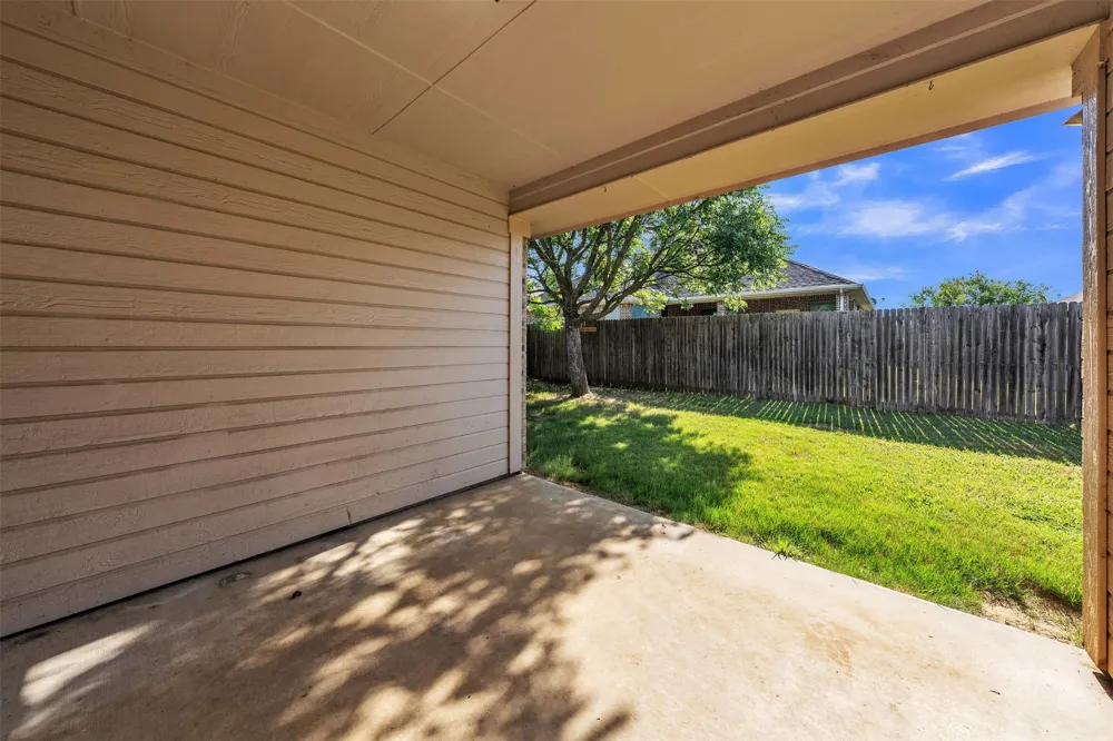 737 E Sheila Circle Joshua, TX 76058