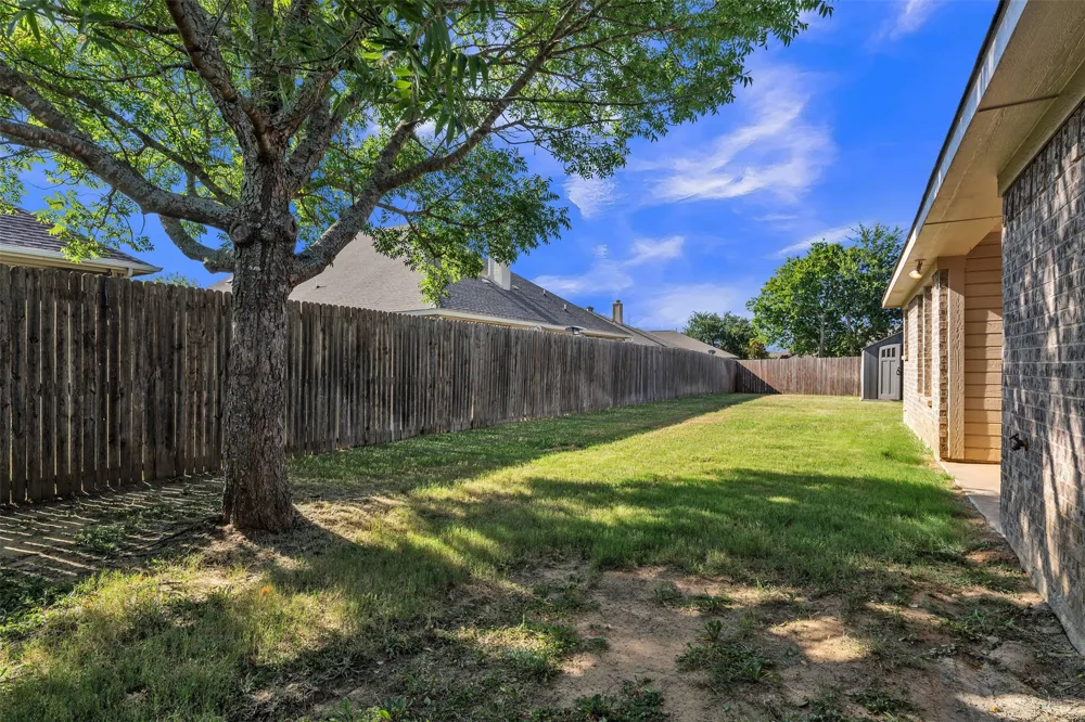 737 E Sheila Circle Joshua, TX 76058