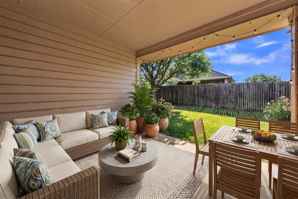 737 E Sheila Circle Joshua, TX 76058