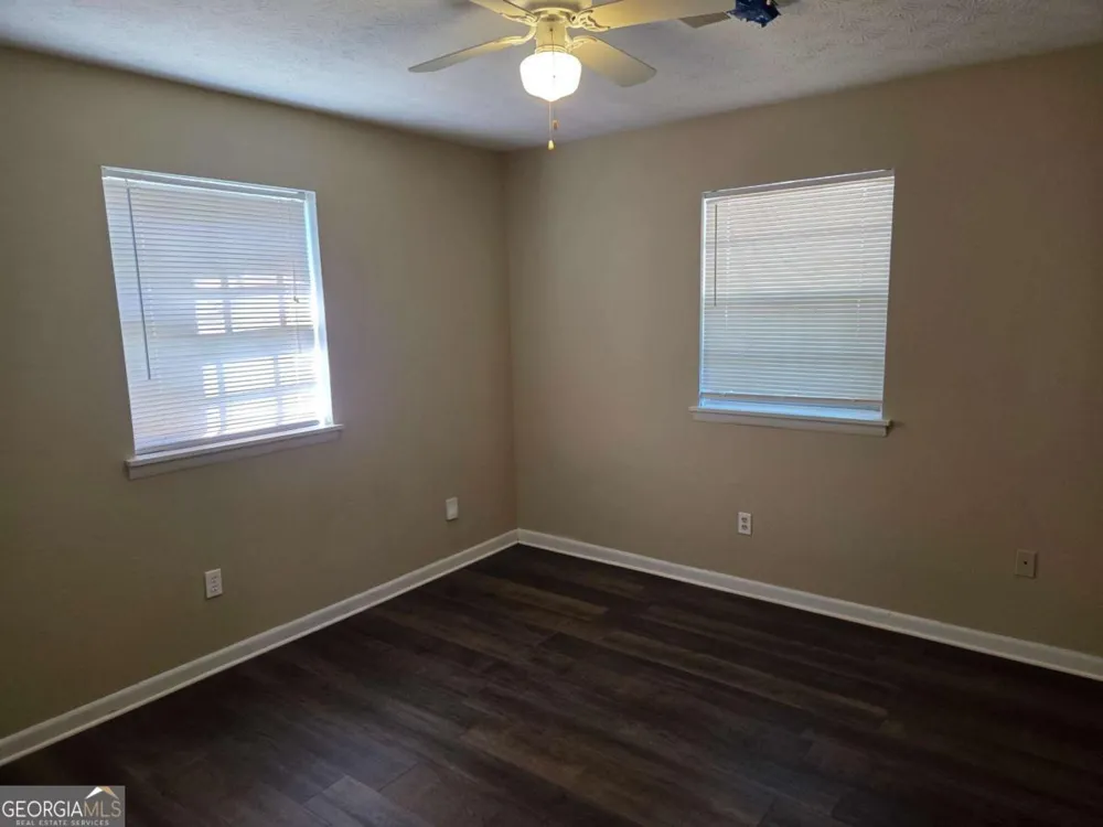 897 A Six Oaks CIR Norcross, GA 30093