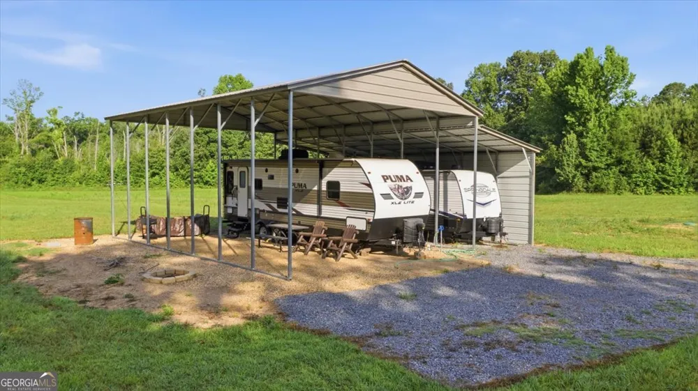 353 Ridgewood CIR Summerville, GA 30747