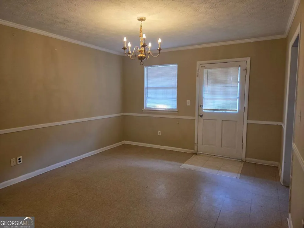 897 A Six Oaks CIR Norcross, GA 30093