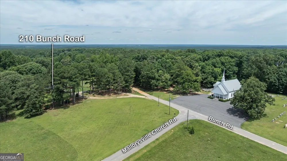 210 Bunch RD Tignall, GA 30668