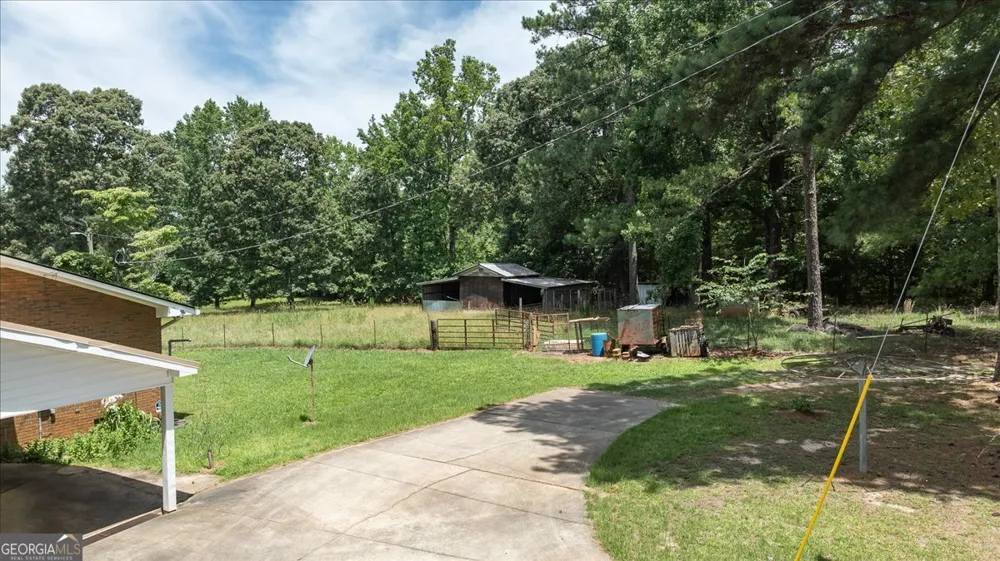 210 Bunch RD Tignall, GA 30668
