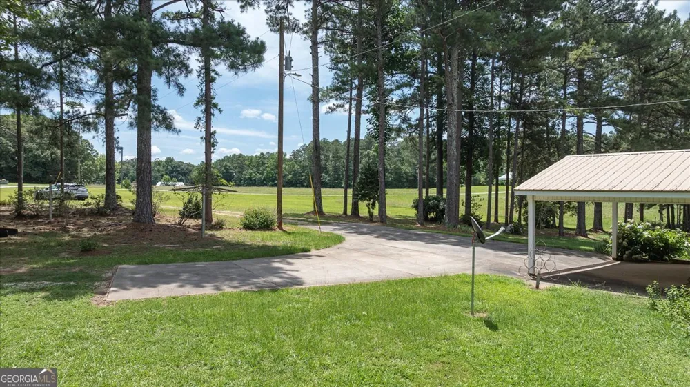 210 Bunch RD Tignall, GA 30668