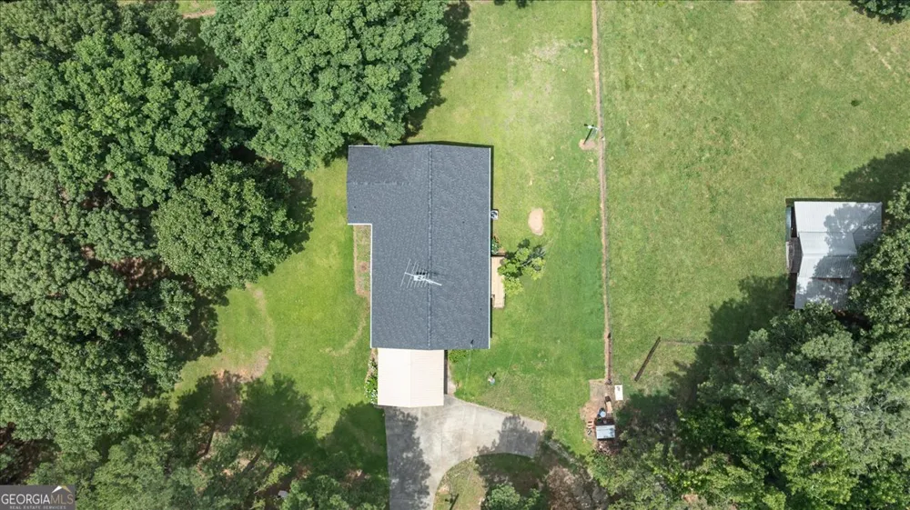 210 Bunch RD Tignall, GA 30668