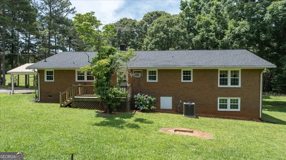 210 Bunch RD Tignall, GA 30668