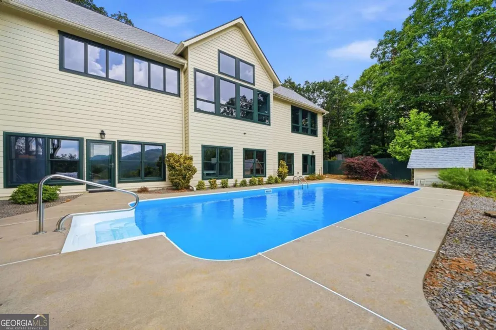 714 Clearview DR Talking Rock, GA 30175