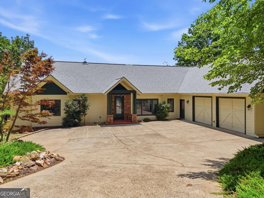 714 Clearview DR Talking Rock, GA 30175