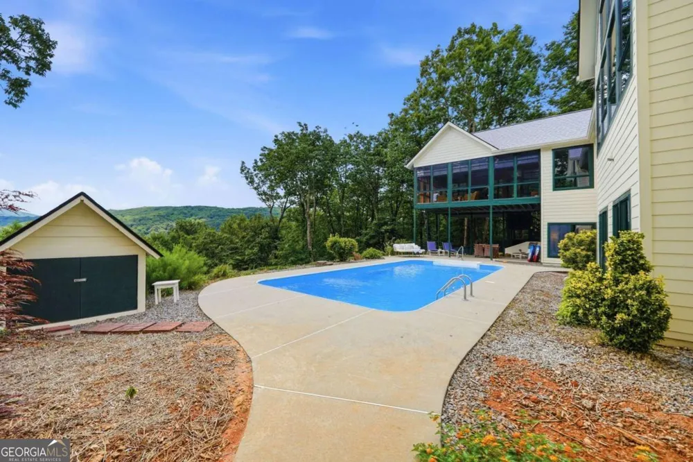 714 Clearview DR Talking Rock, GA 30175