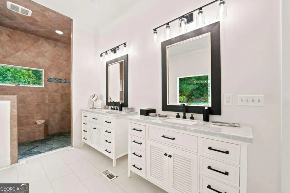 714 Clearview DR Talking Rock, GA 30175