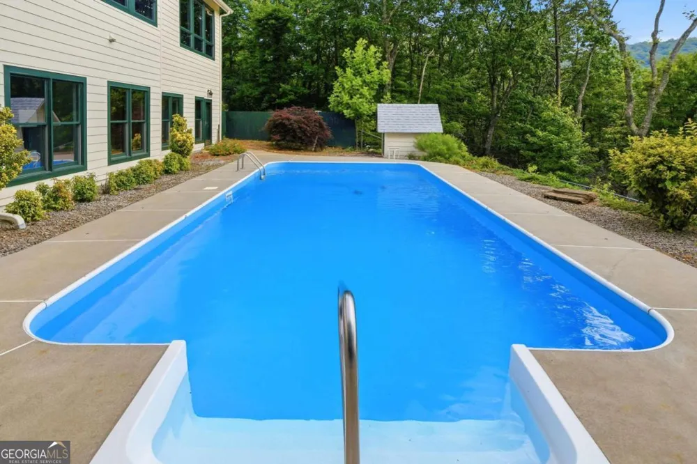 714 Clearview DR Talking Rock, GA 30175