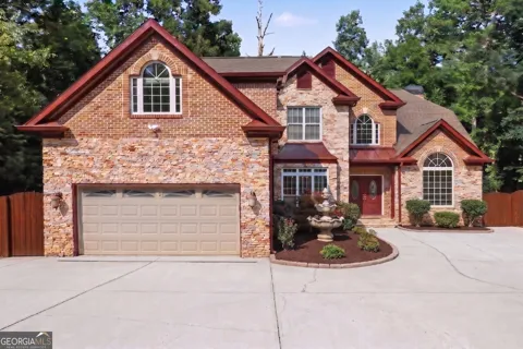 760 Links View DR