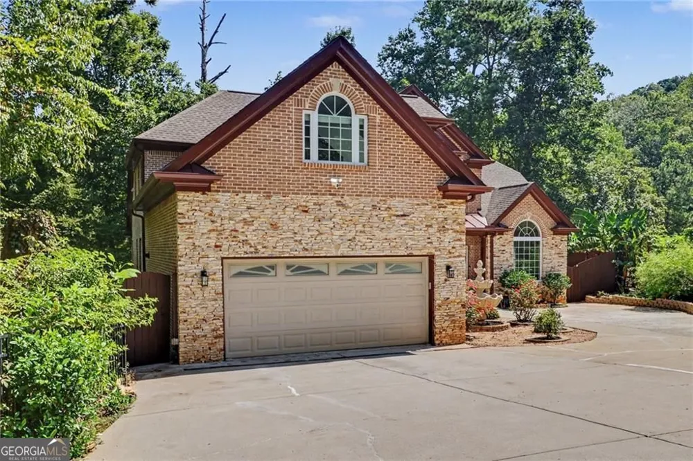 760 Links View DR Sugar Hill, GA 30518