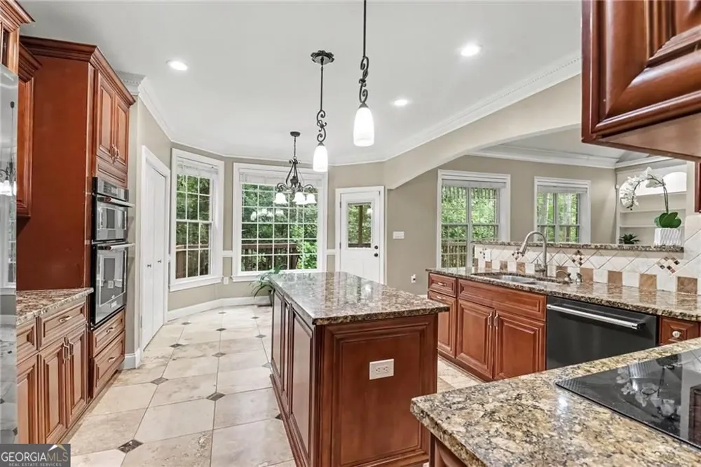760 Links View DR Sugar Hill, GA 30518