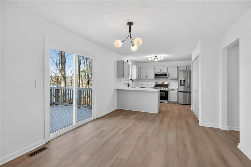 511 Lakeside Drive Hiram, GA 30141