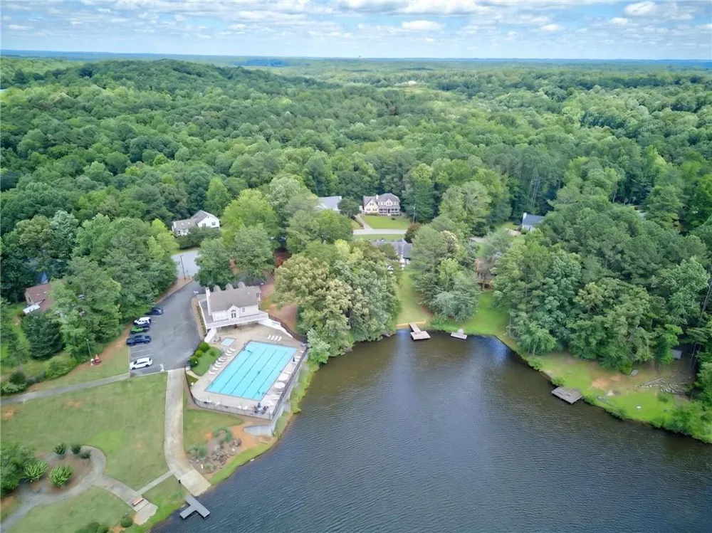 511 Lakeside Drive Hiram, GA 30141