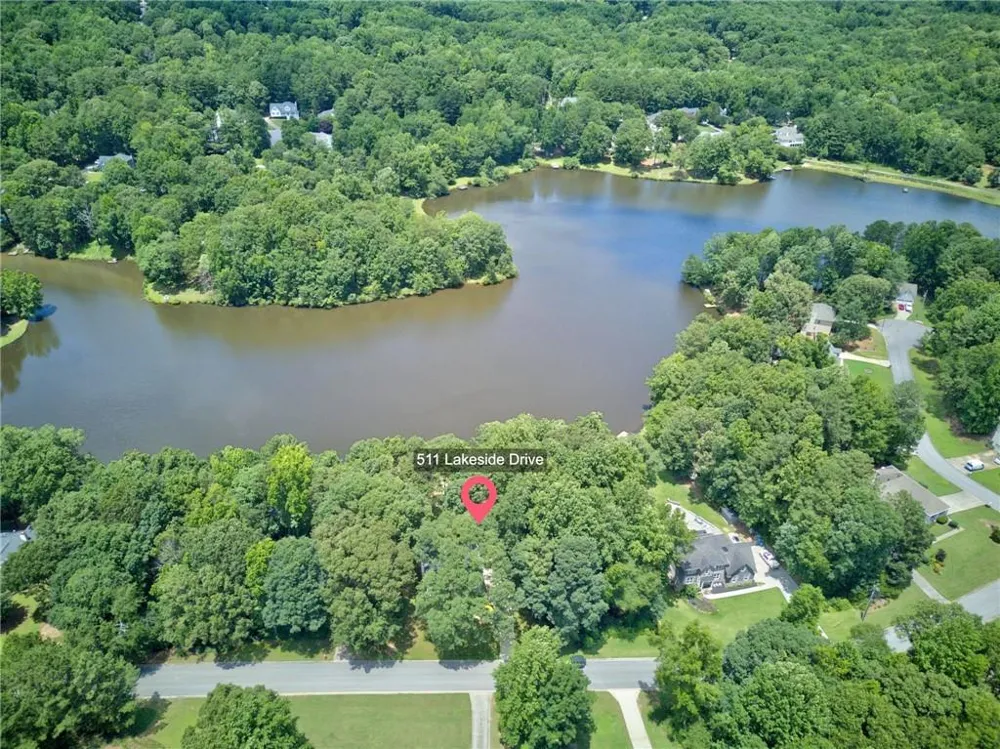 511 Lakeside Drive Hiram, GA 30141