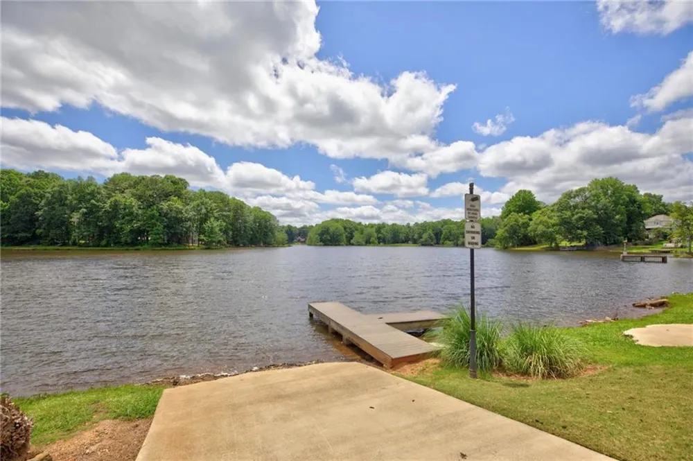 511 Lakeside Drive Hiram, GA 30141