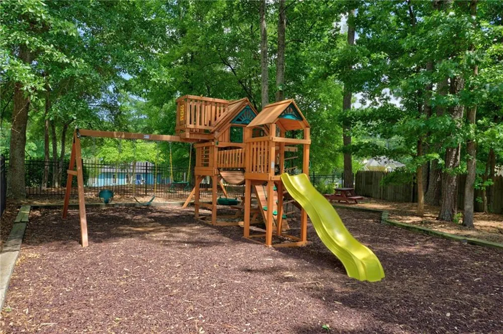 511 Lakeside Drive Hiram, GA 30141