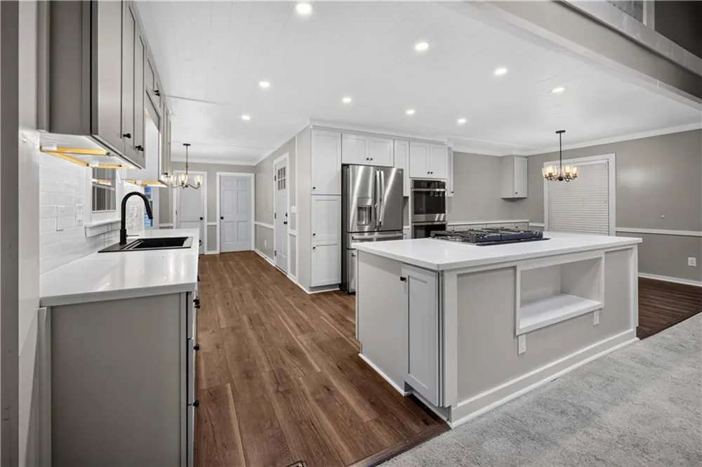 1955 Branchwood Court Snellville, GA 30078