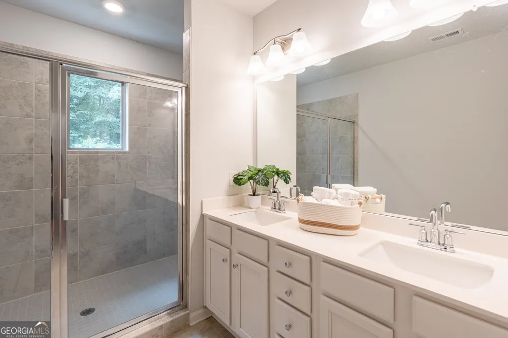 2701 Cedar Pine WAY Doraville, GA 30360