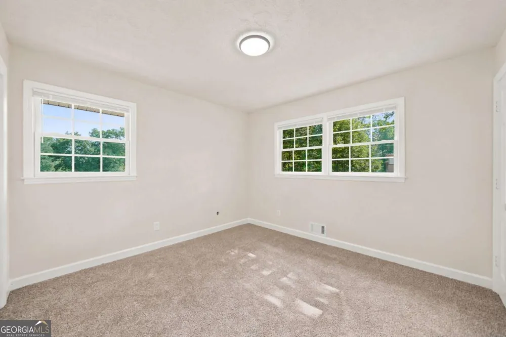 7215 Sinyard RD Lithia Springs, GA 30122