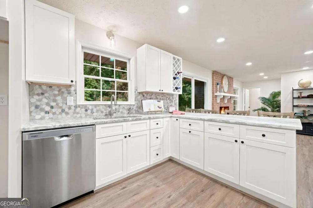 7215 Sinyard RD Lithia Springs, GA 30122