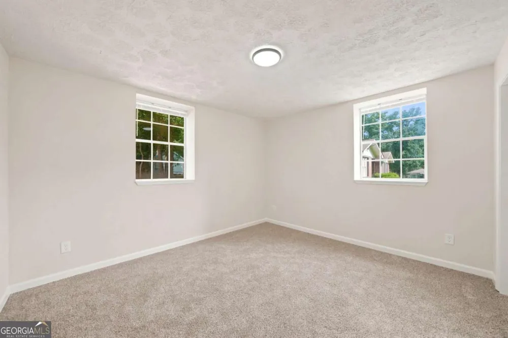 7215 Sinyard RD Lithia Springs, GA 30122