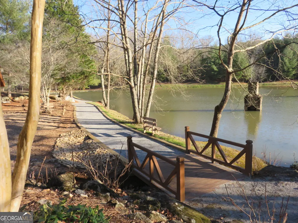 188 Chimney Oaks TRL Cleveland, GA 30528