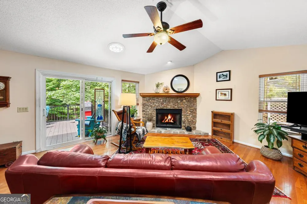 1303 South Arrowhead DR Westminster, SC 29693