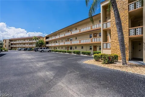 Tropic Terrace