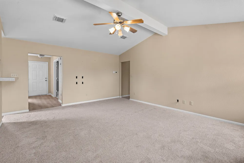 208 Settlers Ridge Bertram, TX 78605