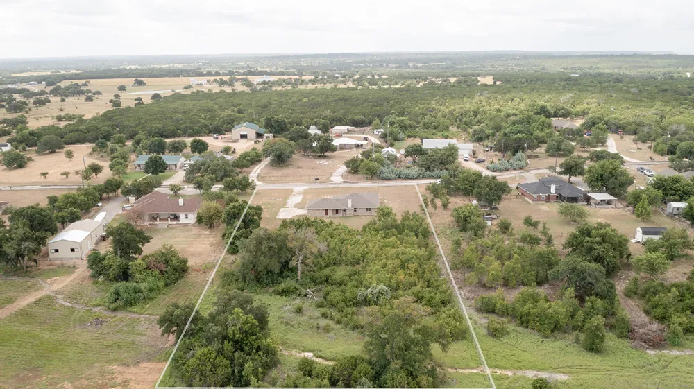 208 Settlers Ridge Bertram, TX 78605