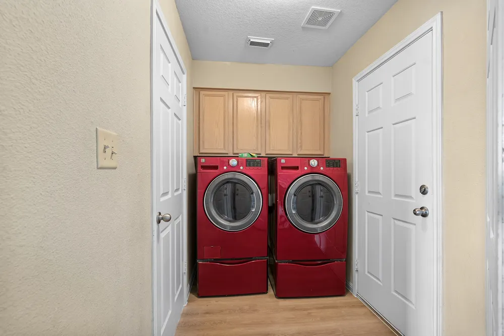 208 Settlers Ridge Bertram, TX 78605